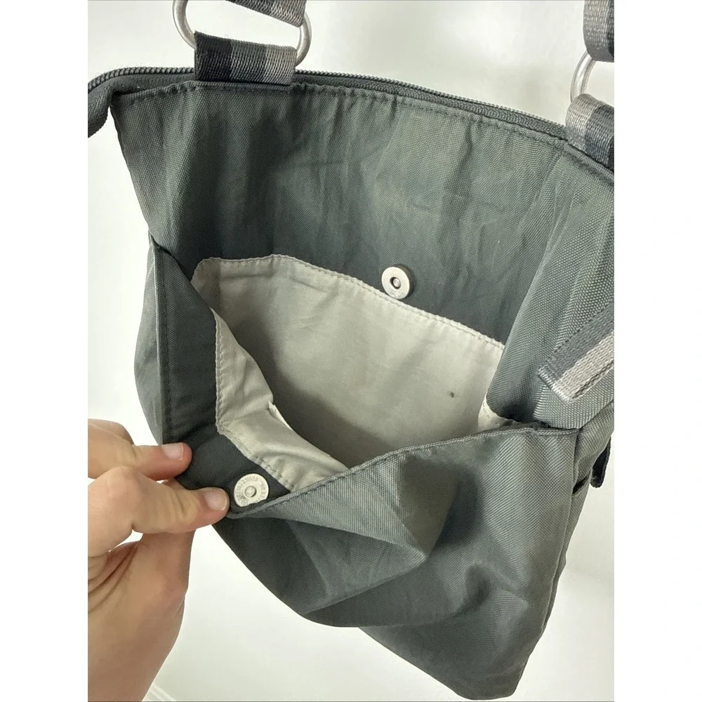 Baggallini crossbody Grey Striped Strap Minimalist Utilitarian Lightweight bag